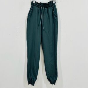 Lululemon Stretch Luxtreme High-Rise Jogger Sz. 0 Green Performance Joggers!